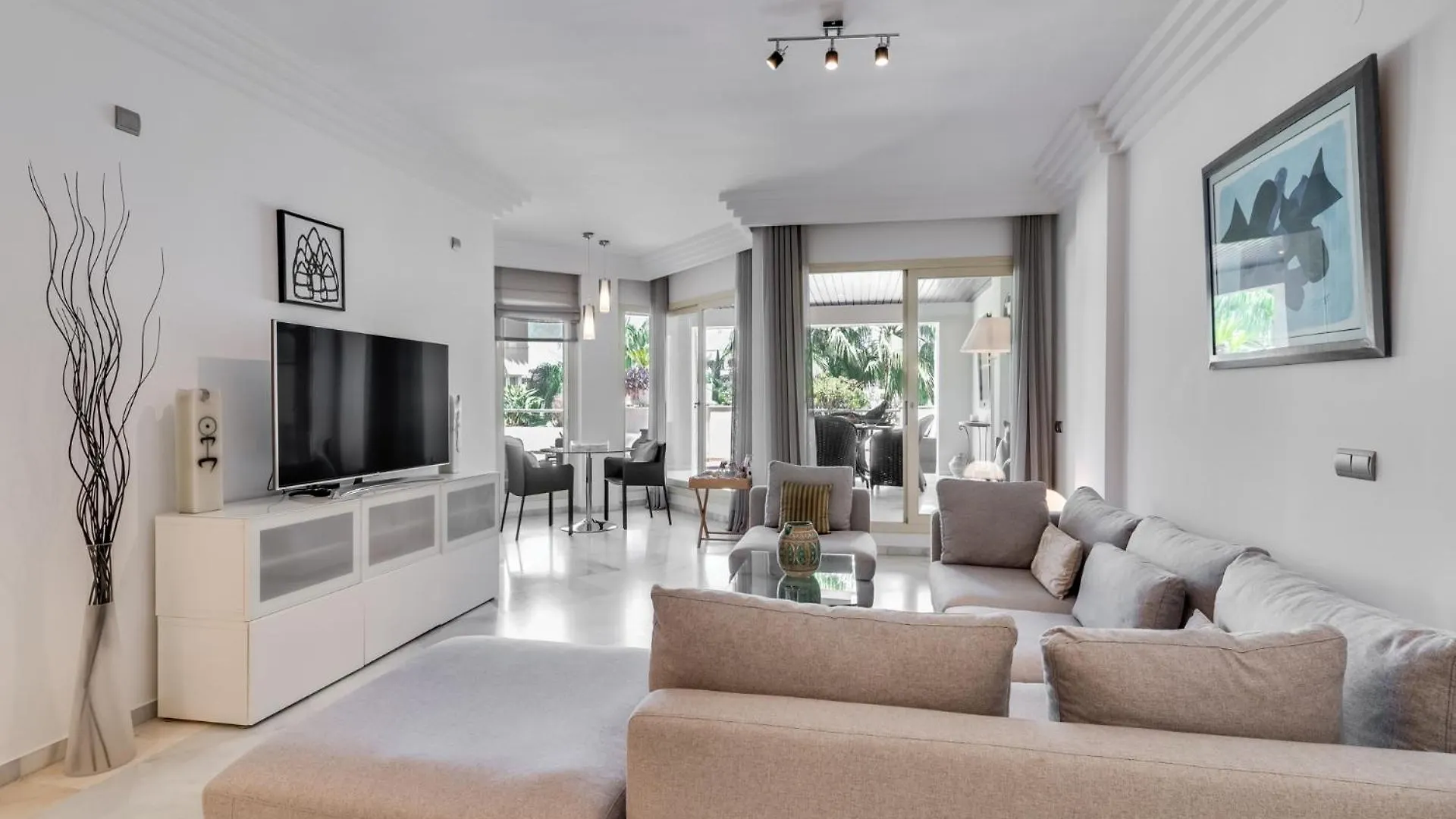 Molo Residences Boutique Apartments & Spa 마르베야 아파트호텔