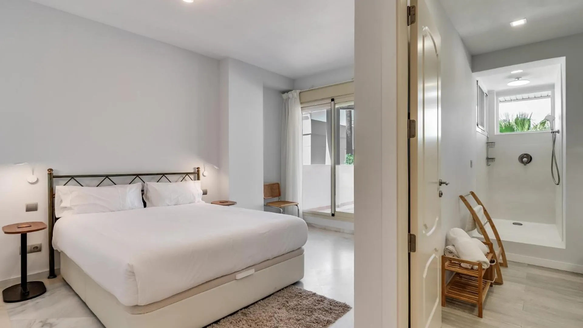 Molo Residences Boutique Apartments & Spa 마르베야
