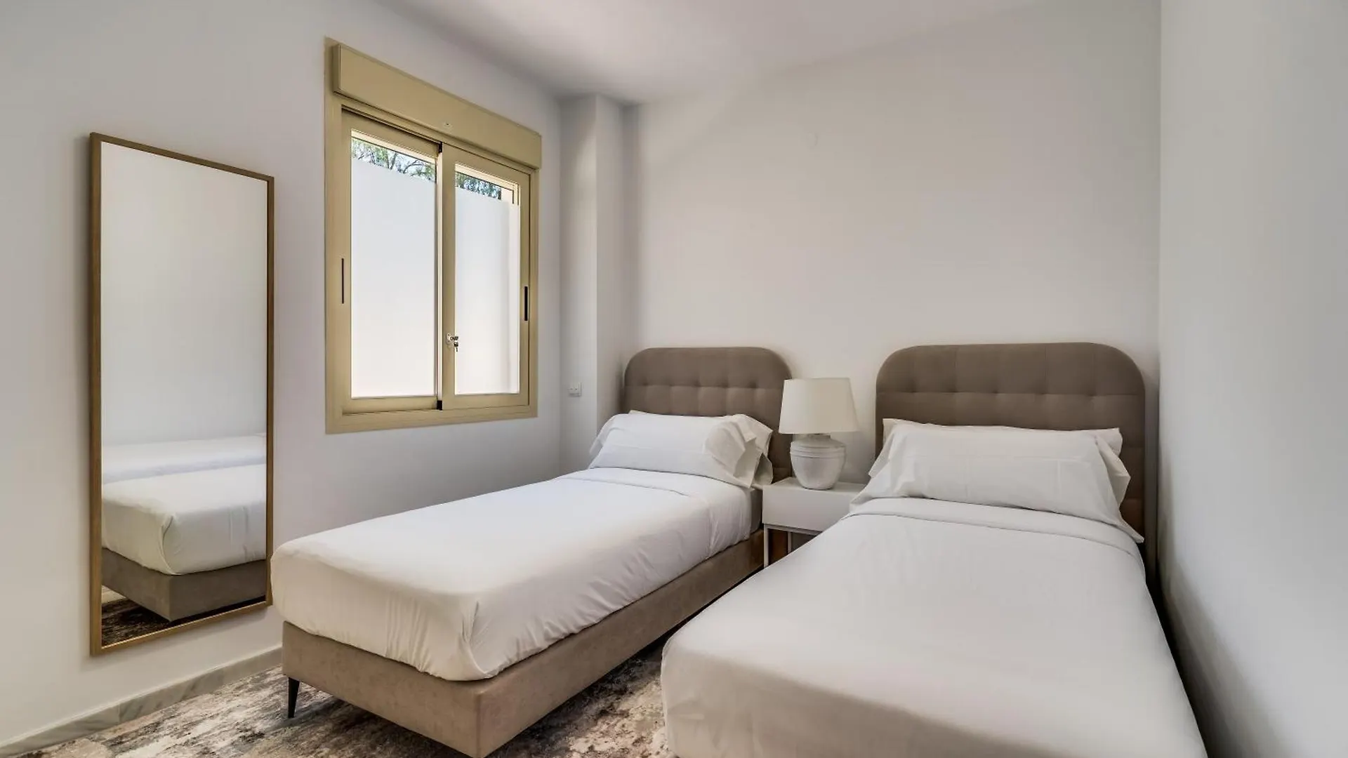 Molo Residences Boutique Apartments & Spa 마르베야