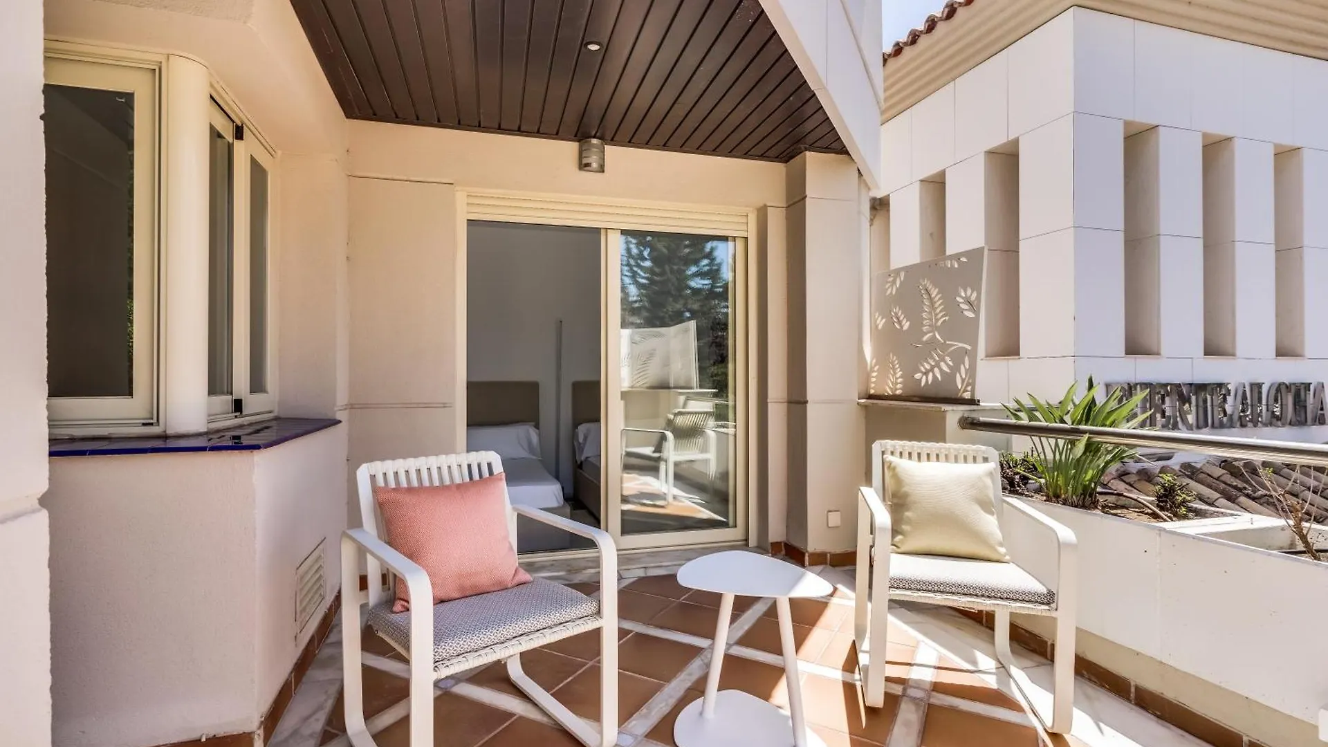 Molo Residences Boutique Apartments & Spa 마르베야 아파트호텔