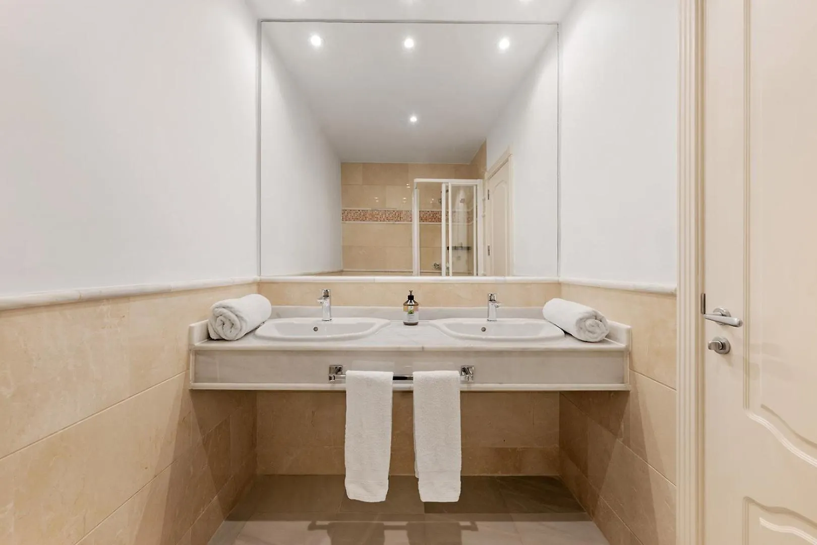 Molo Residences Boutique Apartments & Spa 마르베야 0*,  스페인